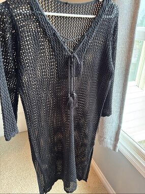 Black Open-Knit V-Neck Tassel coverup